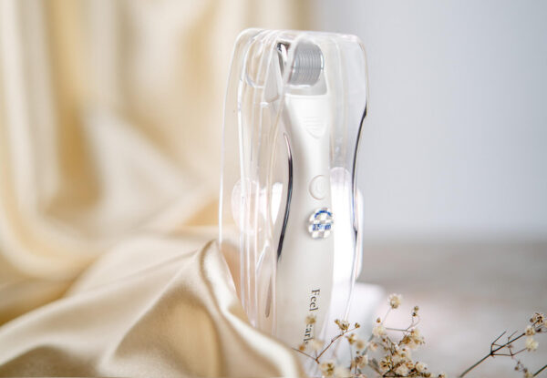 LED derma roller pre pevnú, pružnú a žiarivú pleť