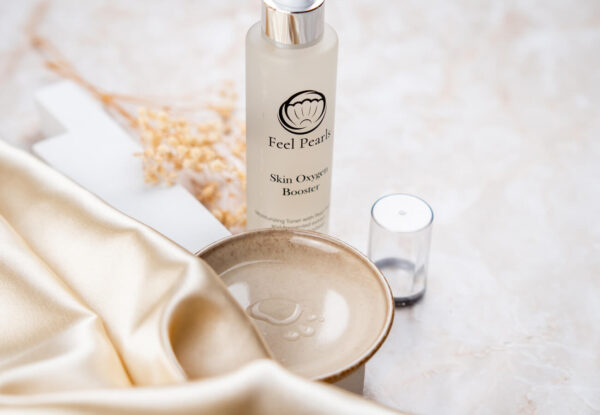 Feel Pearls - hydratačné pleťové tonikum s perlovým práškom